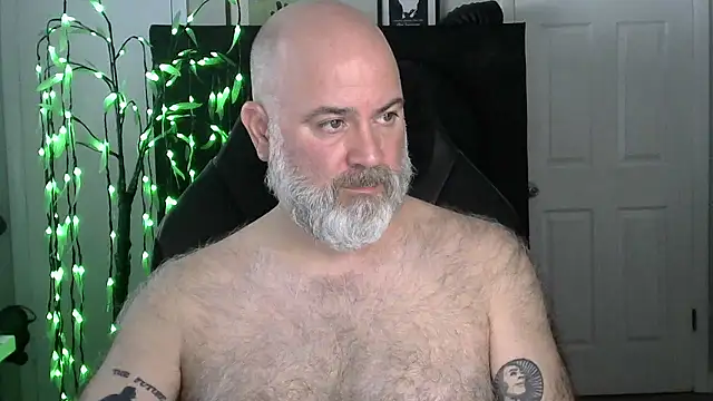 XJJ77x online show from January 7, 2026, 9:20 pm