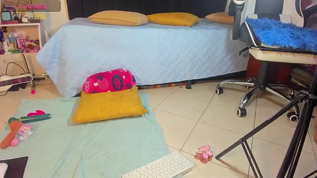 karen adamss online show from March 10, 2026, 4:27 am