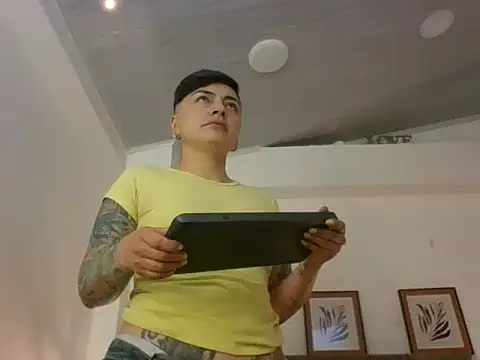 kat paradise online show from February 20, 2026, 11:45 am