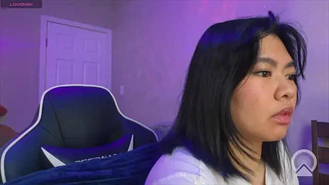 kuromixx444 online show from February 5, 2026, 6:37 pm