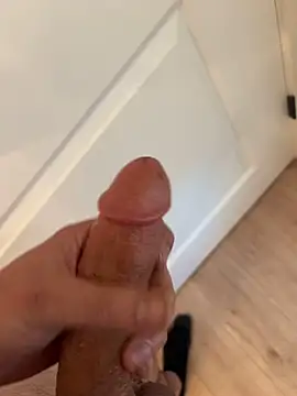 jasons1234 online show from April 11, 2026, 4:32 pm