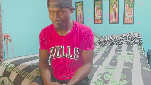 Snapshot of miltonjjakee chatting on March 2, 2026, 1:17 am miltonjjakee online show from March 2, 2026, 1:17 am