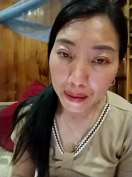 Lovephay8x online show from April 7, 2026, 1:35 pm