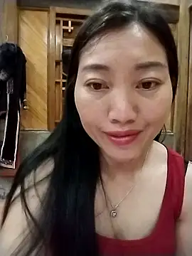 Lovephay8x online show from April 5, 2026, 12:01 pm