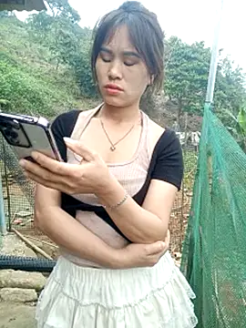 congchua977 online show from March 1, 2026, 2:33 am