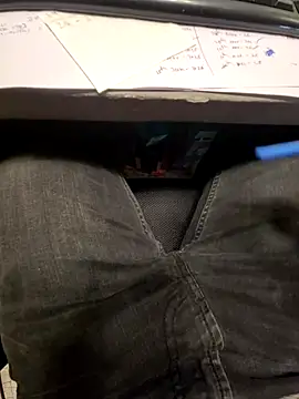 jerryrooh69 online show from March 19, 2026, 10:59 am