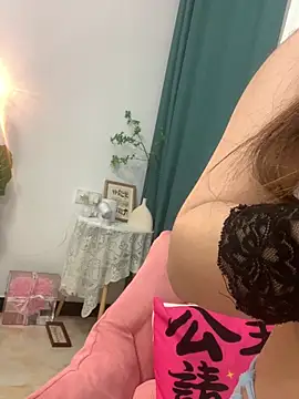 Sweetie-sisi online show from March 7, 2026, 3:35 am