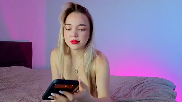 ChrissBerry online show from February 21, 2026, 6:26 am