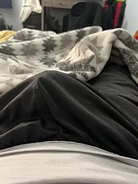 Snapshot of elpapigrande12 chatting on February 4, 2026, 4:51 am elpapigrande12 online show from February 4, 2026, 4:51 am