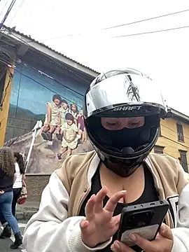 Snapshot of Scarlet_auraa chatting on February 24, 2026, 9:15 pm Scarlet auraa online show from February 24, 2026, 9:15 pm