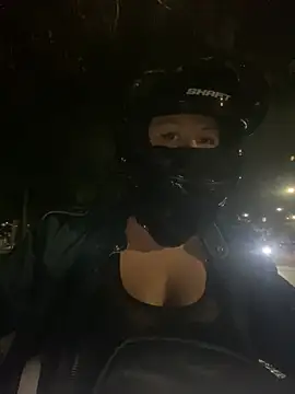 Snapshot of Scarlet_auraa chatting on January 10, 2026, 1:34 am Scarlet auraa online show from January 10, 2026, 1:34 am