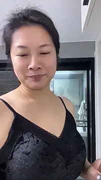 mo-mo-69 online show from April 13, 2026, 8:29 am