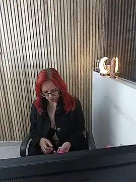 Snapshot of MarianaMonsalve_ chatting on February 6, 2026, 4:08 am MarianaMonsalve online show from February 6, 2026, 4:08 am