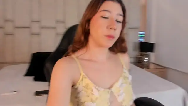 ElaRabbit online show from March 11, 2026, 12:10 pm