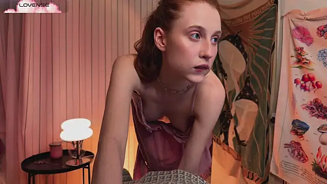 Hippieaura online show from April 20, 2026, 10:44 pm