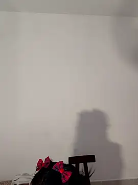 DAMMLEYLA online show from January 8, 2026, 9:59 am