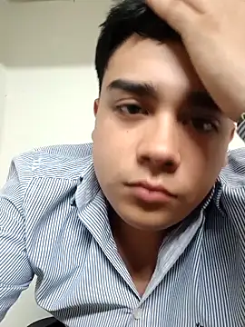 Snapshot of Yosoyelmismo-6737 chatting on January 16, 2026, 12:25 am Yosoyelmismo-6737 online show from January 16, 2026, 12:25 am