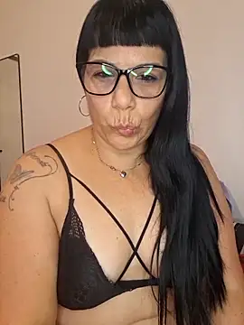 angielove1905 online show from March 1, 2026, 1:49 am