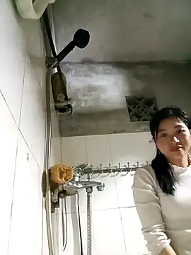 Hiniyk2 online show from March 3, 2026, 1:40 pm