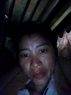 Snapshot of Hiniyk2 chatting on February 20, 2026, 1:02 am Hiniyk2 online show from February 20, 2026, 1:02 am