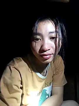 Snapshot of Hiniyk2 chatting on February 26, 2026, 1:44 pm Hiniyk2 online show from February 26, 2026, 1:44 pm