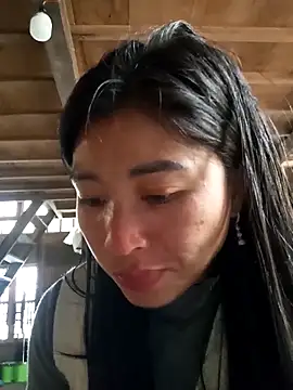 Snapshot of Hiniyk2 chatting on February 28, 2026, 6:24 am Hiniyk2 online show from February 28, 2026, 6:24 am