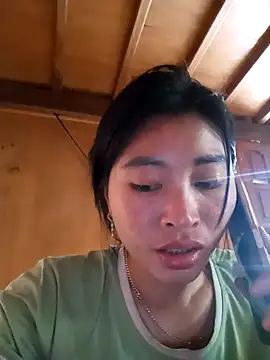 Snapshot of Hiniyk2 chatting on March 2, 2026, 8:43 am Hiniyk2 online show from March 2, 2026, 8:43 am