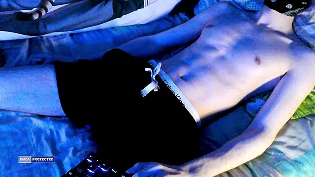 Snapshot of Sauntper chatting on February 6, 2026, 10:06 pm Sauntper online show from February 6, 2026, 10:06 pm