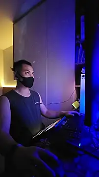 OnlyHand9x online show from March 24, 2026, 5:35 pm