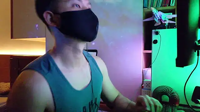 Snapshot of OnlyHand9x chatting on June 24, 2026, 5:00 pm OnlyHand9x online show from June 24, 2026, 5:00 pm