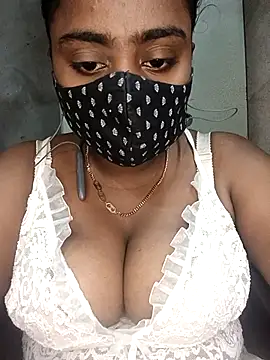 Hotty Nishaa online show from March 29, 2026, 11:50 pm