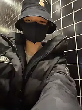 ZJbaby online show from February 9, 2026, 1:09 pm