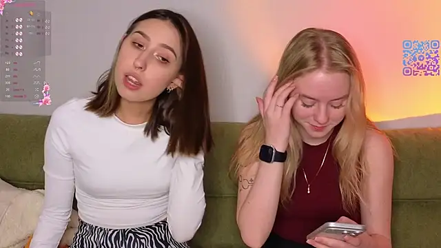 Mimipaws online show from April 11, 2026, 8:45 pm