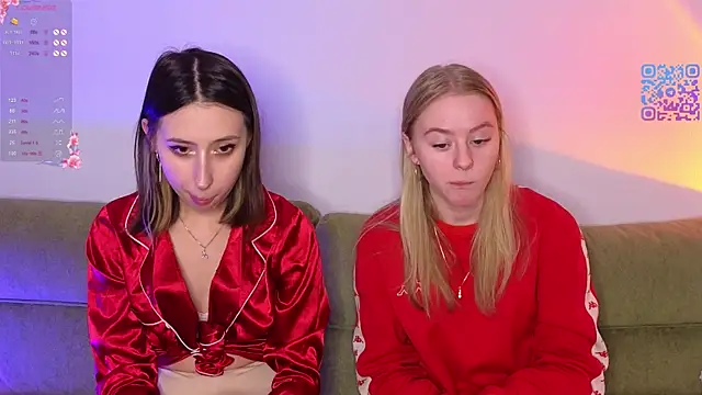 Mimipaws online show from April 2, 2026, 7:20 pm