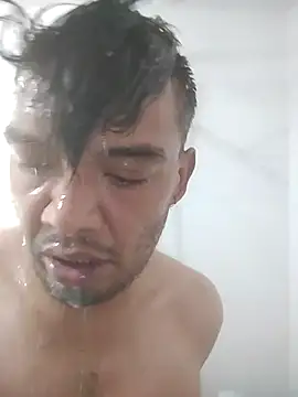 Snapshot of latinomoreno95 chatting on January 14, 2026, 8:23 pm latinomoreno95 online show from January 14, 2026, 8:23 pm