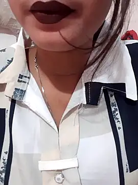 Snapshot of sexy_jasma chatting on March 31, 2026, 1:51 am sexy jasma online show from March 31, 2026, 1:51 am