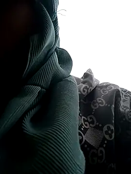 muamua99 online show from March 23, 2026, 6:02 am