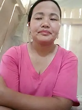 Snapshot of Muimui99 chatting on May 27, 2026, 1:57 am Muimui99 online show from May 27, 2026, 1:57 am