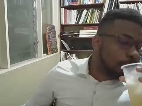 Snapshot of s_hornet chatting on February 15, 2026, 2:12 am s hornet online show from February 15, 2026, 2:12 am