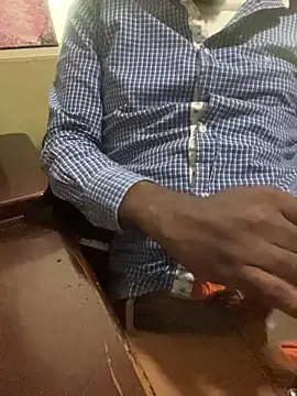 Snapshot of s_hornet chatting on February 16, 2026, 10:40 pm s hornet online show from February 16, 2026, 10:40 pm