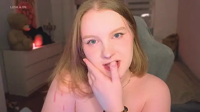 Ol1via online show from January 11, 2026, 12:17 am