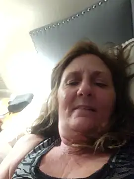 HotAzMilf online show from January 14, 2026, 9:02 am