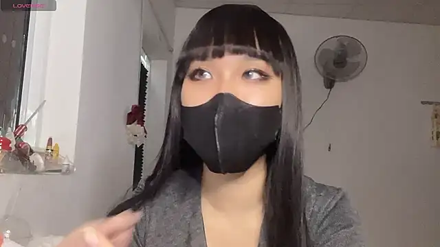 Snapshot of Tieu-May chatting on March 1, 2026, 8:03 am Tieu-May online show from March 1, 2026, 8:03 am