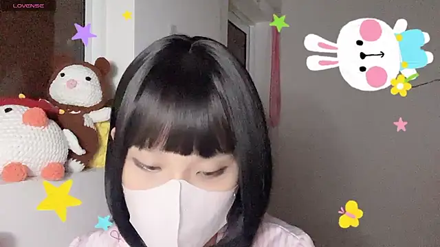 Tieu-May online show from April 11, 2026, 9:18 pm