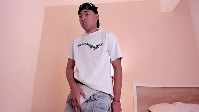 AustinTowers online show from February 21, 2026, 8:44 pm