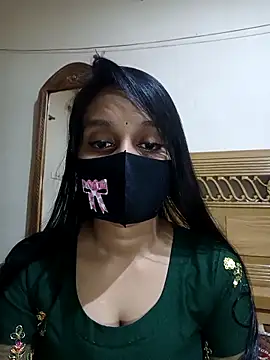 Lisa Baby1 online show from January 18, 2026, 1:14 pm