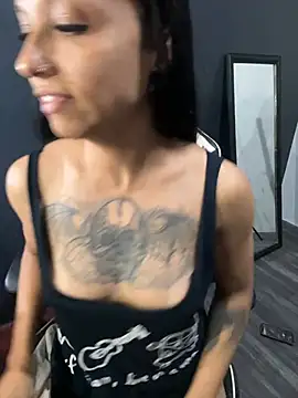 HyaraMoon online show from January 13, 2026, 3:43 am