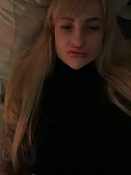 sarah c online show from March 16, 2026, 2:08 am