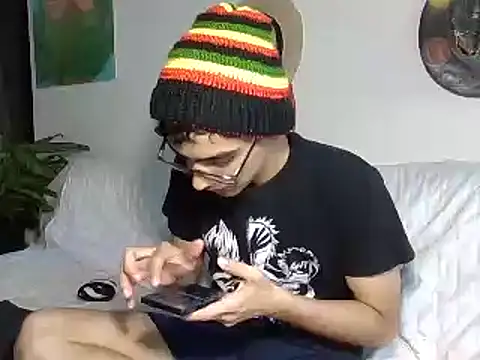 Colombian0baby online show from January 8, 2026, 8:48 pm