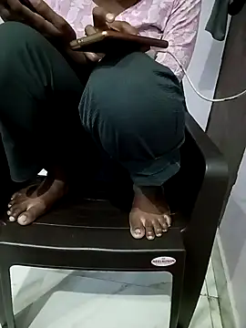 Snapshot of Sexy_sara09 chatting on February 27, 2026, 2:45 am Sexy sara09 online show from February 27, 2026, 2:45 am